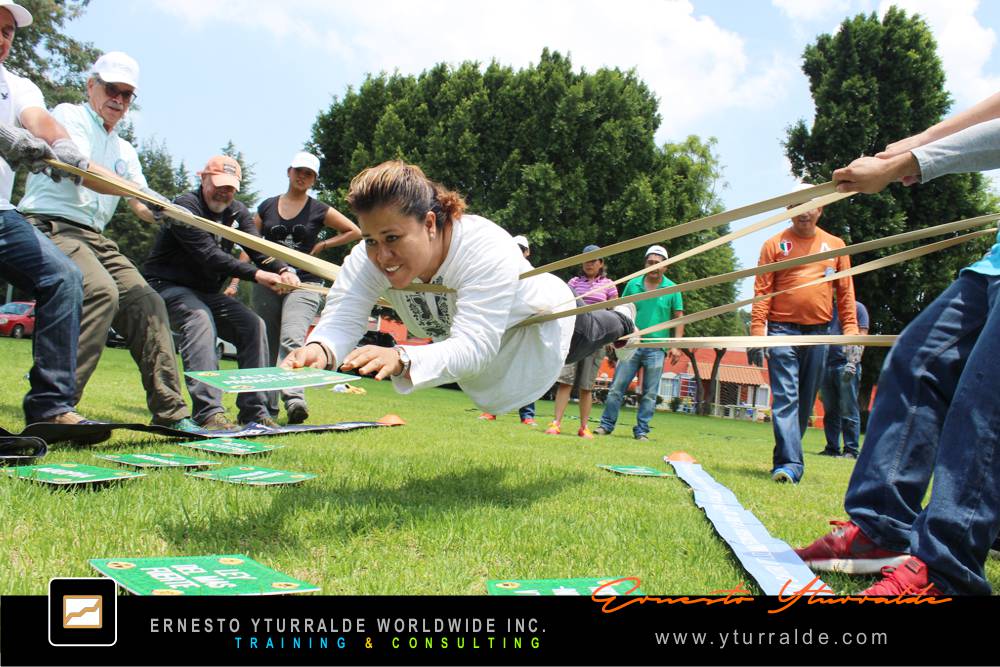 Talleres de Cuerdas Bajas | Team Building para Líderes Organizacionales