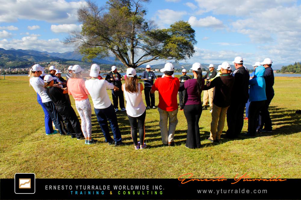 Talleres de Cuerdas Bajas | Team Building Empresarial para desarrollar equipos de trabajo